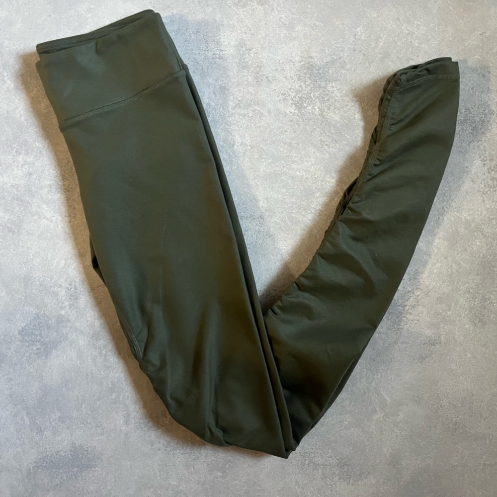 Green Alo Leggings (Size S)